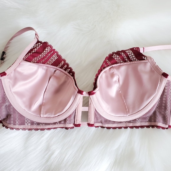 VICTORIA'S SECRET LIGHTLY LINED BRA 34C - Picture 3 of 6